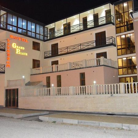 Hotel Grand Palace أخالتسيخه المظهر الخارجي الصورة
